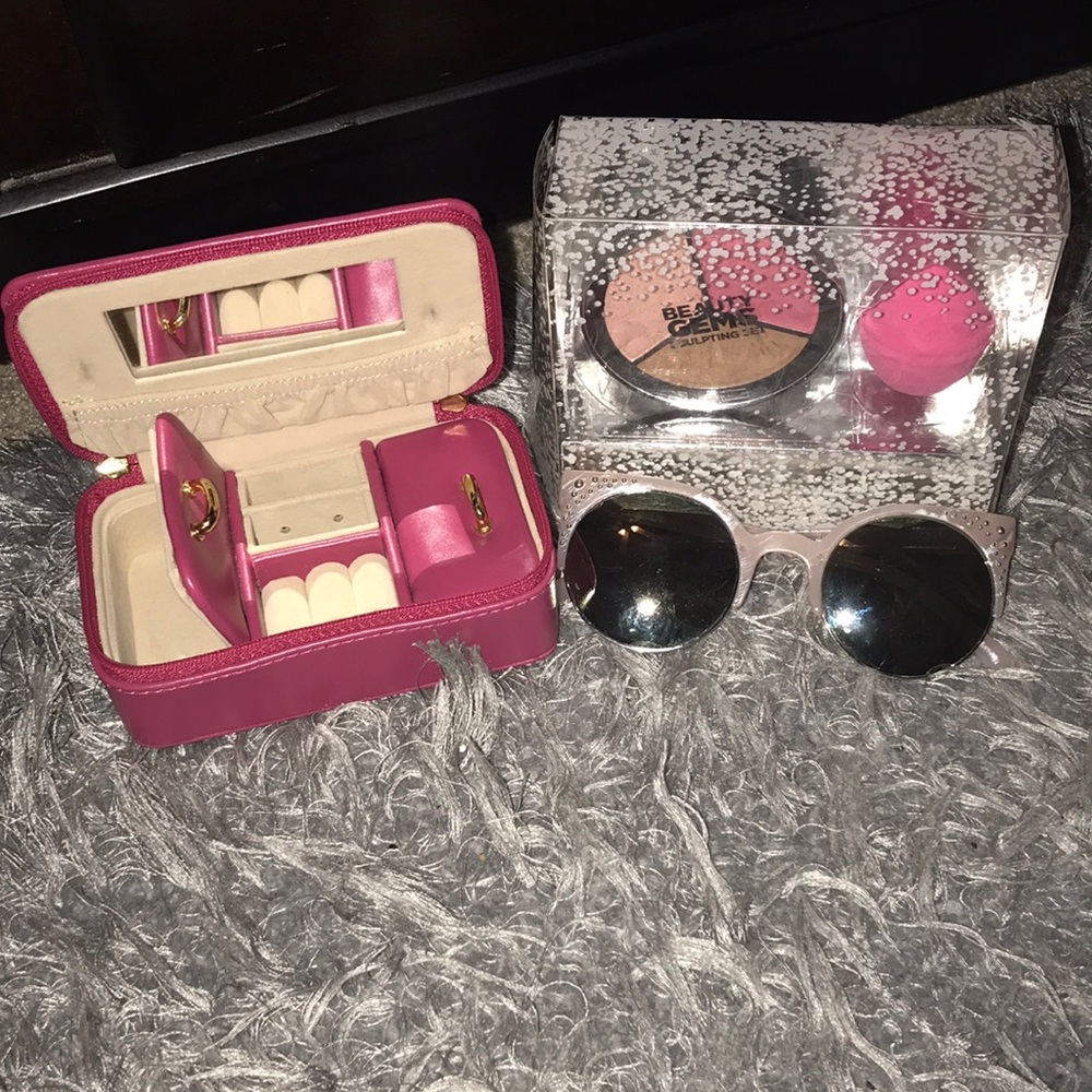 Beauty Accessories